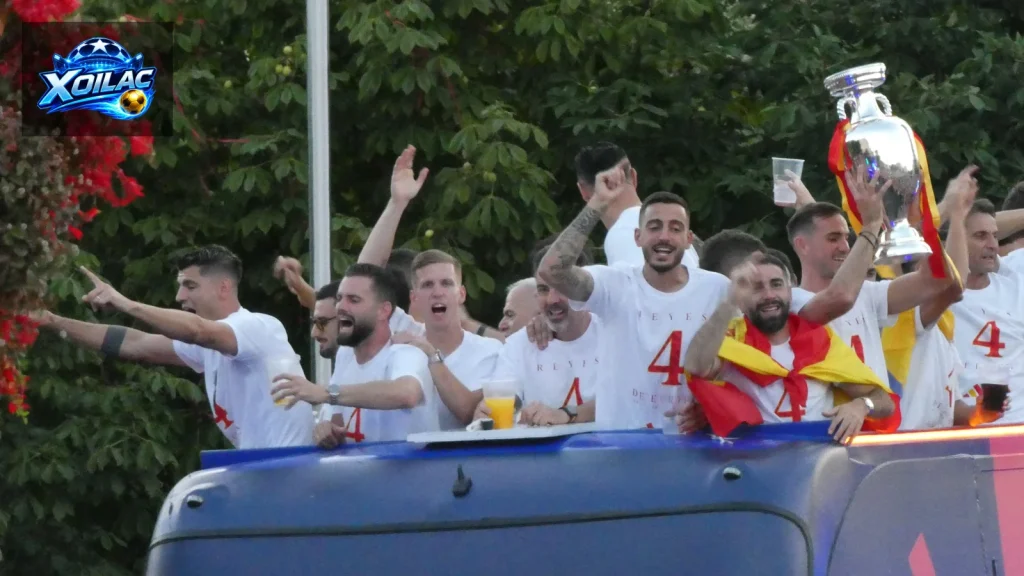 Đội tuyển Tây Ban Nha ăn mừng chức vô địch EURO 2024